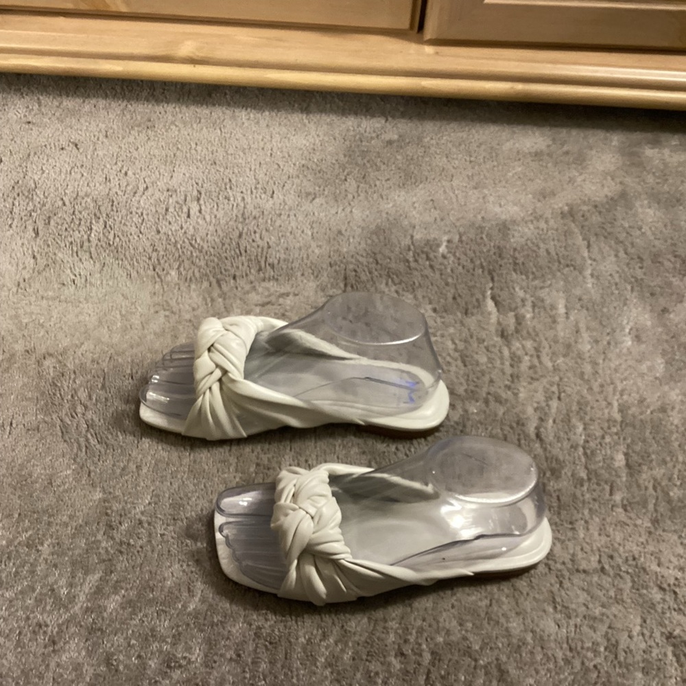 Sandals - Picture 2 of 6